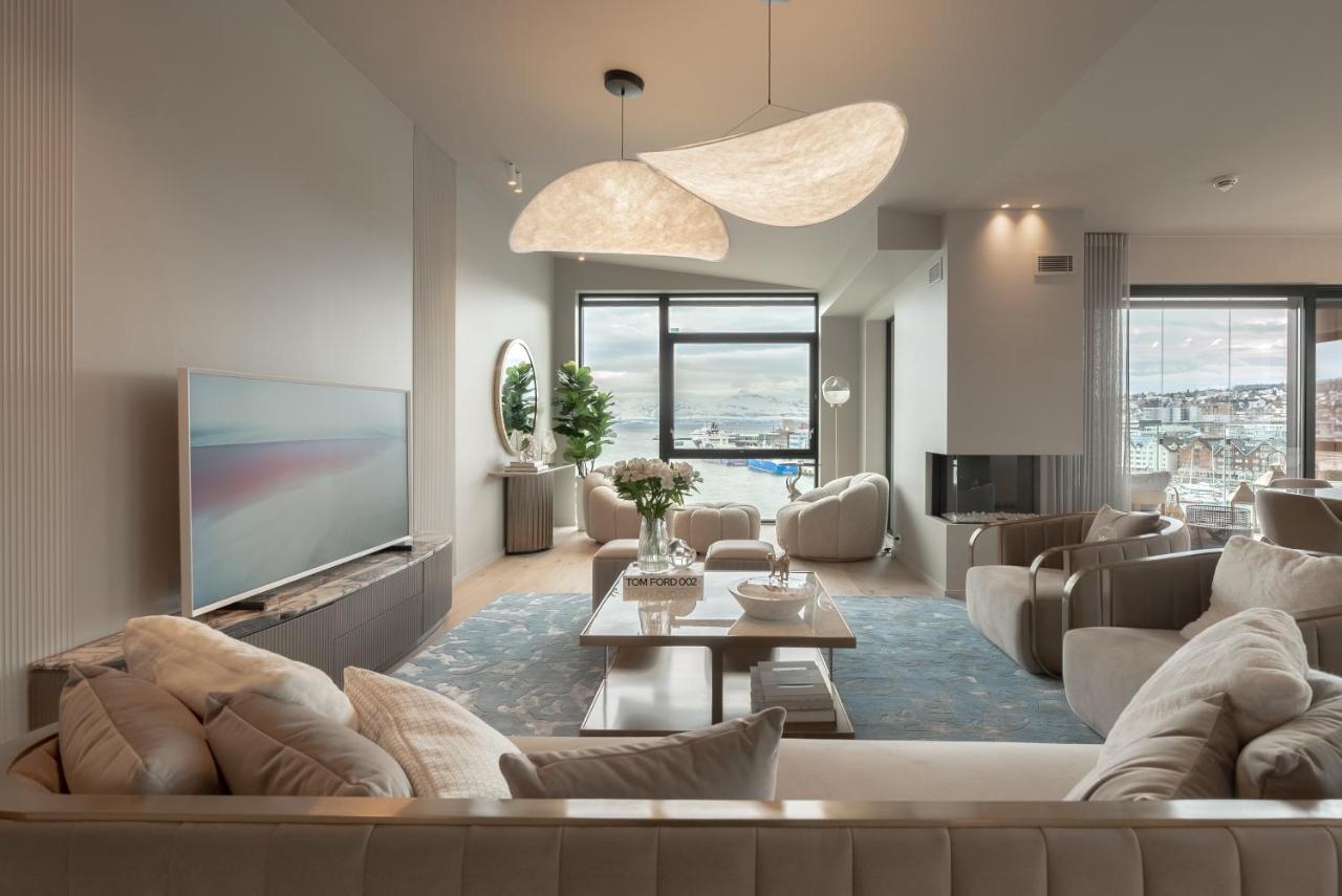 Vindlys Luxury Penthouse Apartment トロムソ エクステリア 写真
