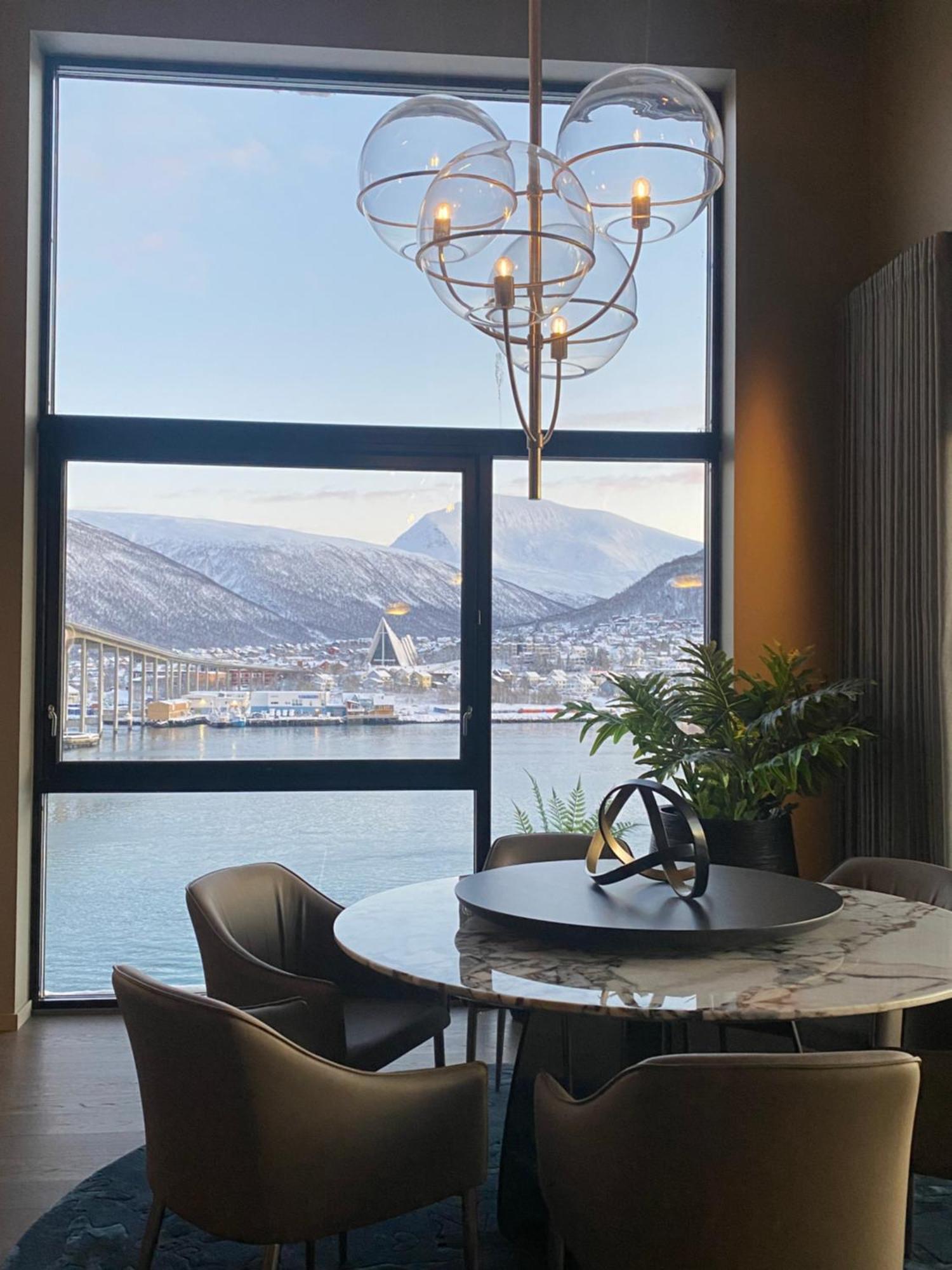 Vindlys Luxury Penthouse Apartment トロムソ エクステリア 写真