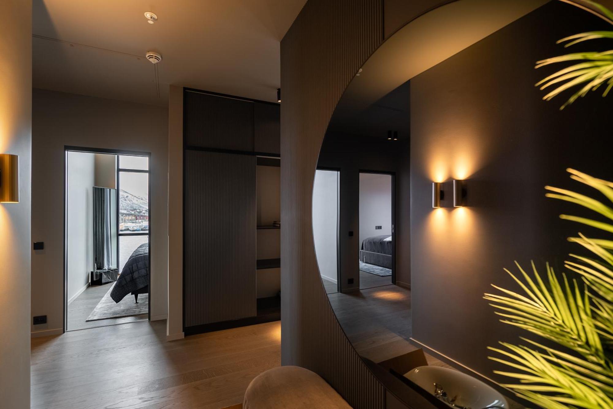 Vindlys Luxury Penthouse Apartment トロムソ エクステリア 写真