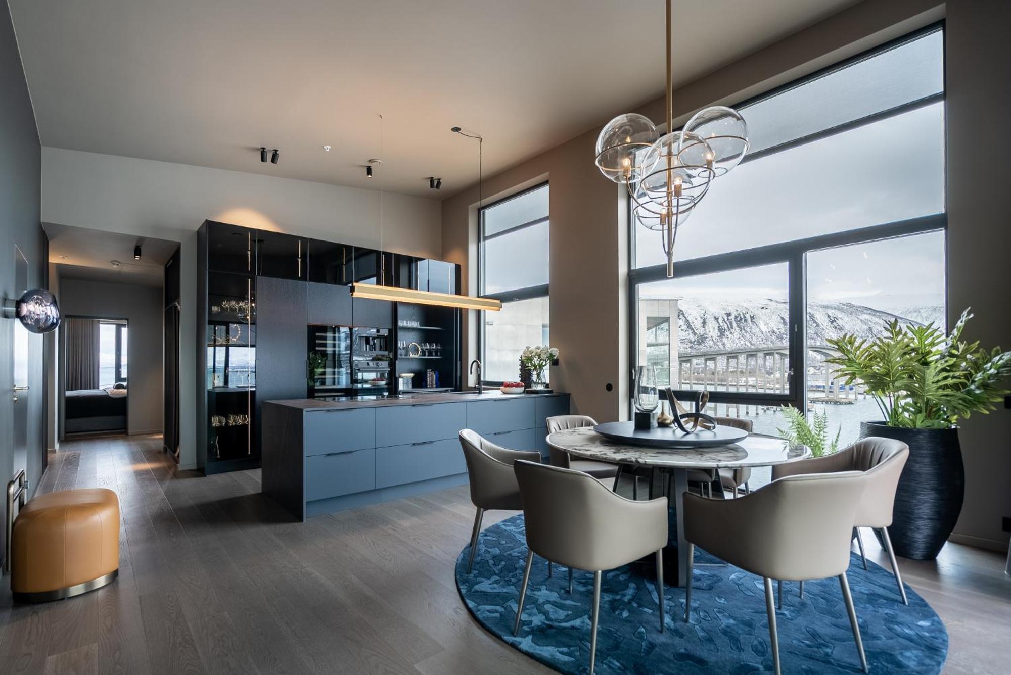 Vindlys Luxury Penthouse Apartment トロムソ エクステリア 写真