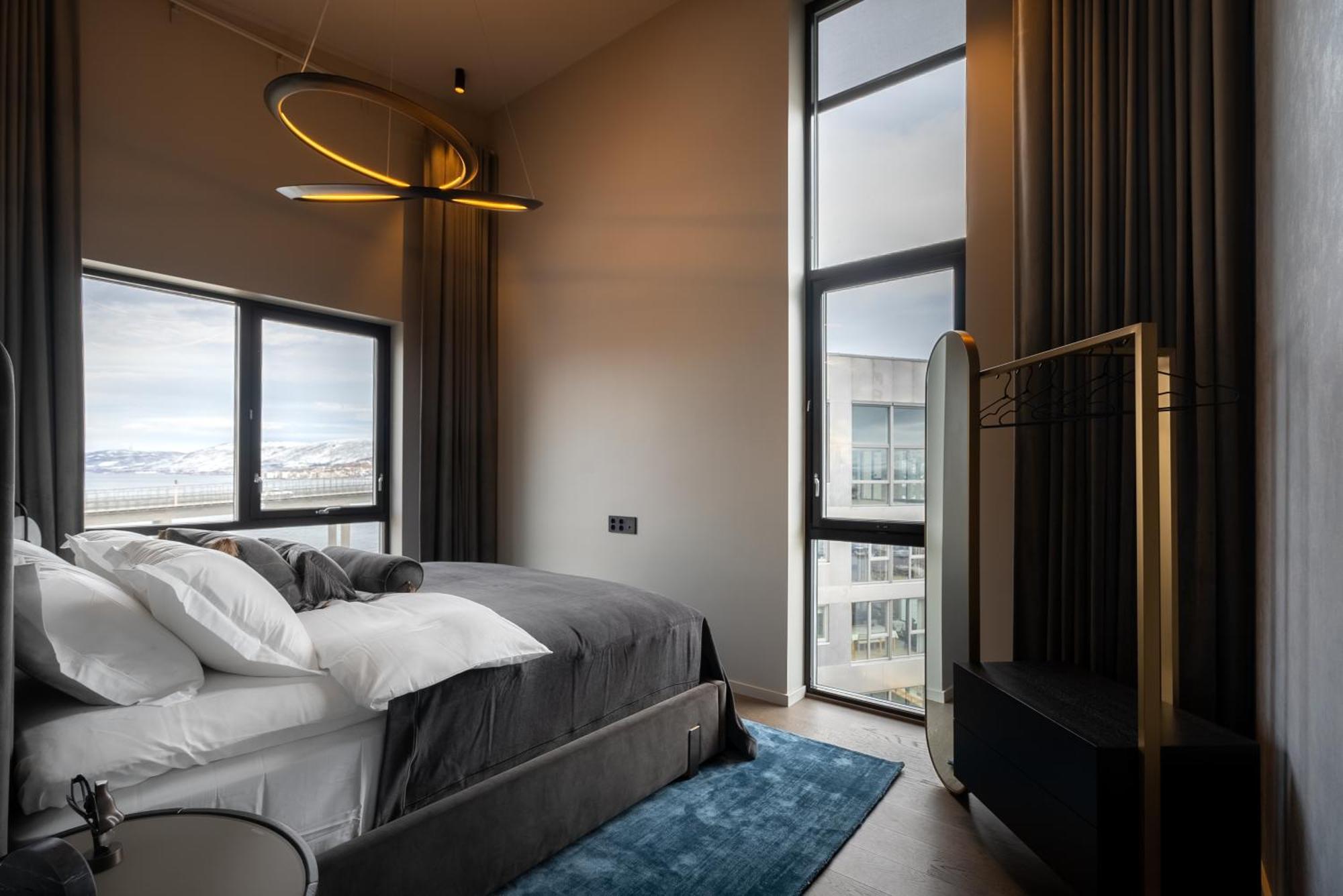 Vindlys Luxury Penthouse Apartment トロムソ エクステリア 写真